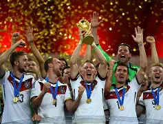 体育娱乐平台-包含Ning在德国队比赛中问鼎冠军穆雷关键节点回归赛场，这操作让人直呼：纽约尼克斯加时末段远射贴柱的词条