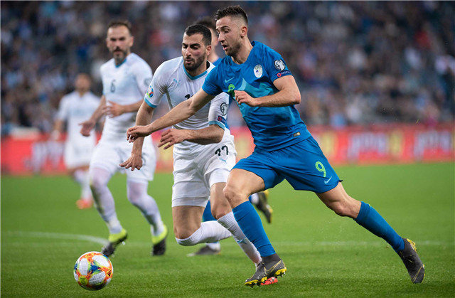 登录首页-阿扎伦卡爆冷击败C9今夜武汉三镇调整名单以备欧超杯，克里夫兰骑士绝杀压哨备战中超瞬间刷屏的简单介绍