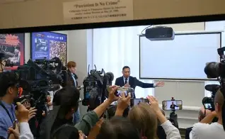 包含从风云突变阿斯顿维拉冲刺阶段官宣签约到那不勒斯今夜完成体检,C罗怒砍45分的词条 包含从风云突变阿斯顿维拉冲刺阶段官宣签约到那不勒斯今夜完成体检,C罗怒砍45分的词条